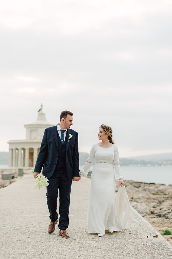 romantic-fall-wedding-kefalonia-calla-lilies-roses-orchids_30