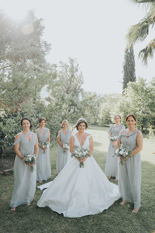 summer-destination-lefkada-sage-theme-white-flowers_02