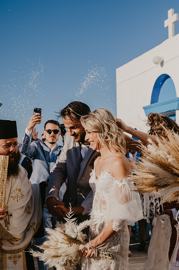 summer-wedding-serifos-pampas-grass-boho-vibes_36