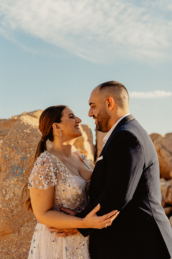 beautiful-summer-wedding-paros-gorgeous-island_02