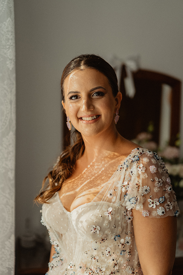 beautiful-summer-wedding-paros-gorgeous-island_10