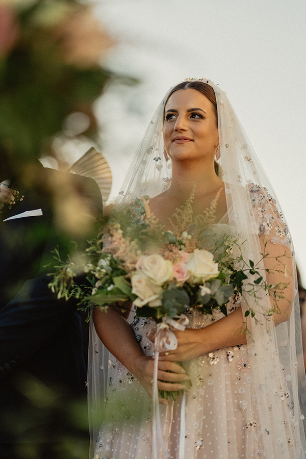 beautiful-summer-wedding-paros-gorgeous-island_21