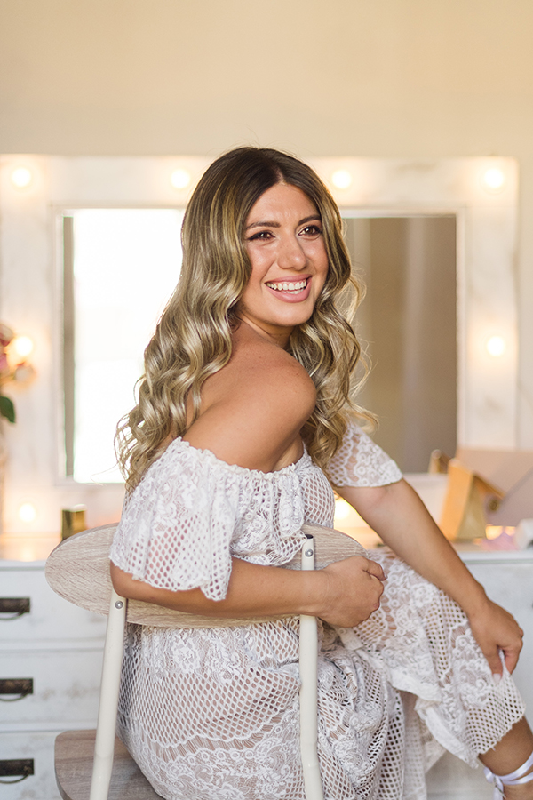 bohemian-chic-summer-wedding-greece-pampas-grass-coral-roses_2zz