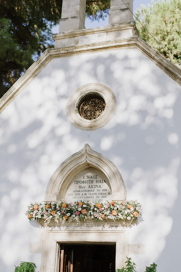 boho-summer-wedding-chania-pretty-orange-blooms-pampas-grass_12x