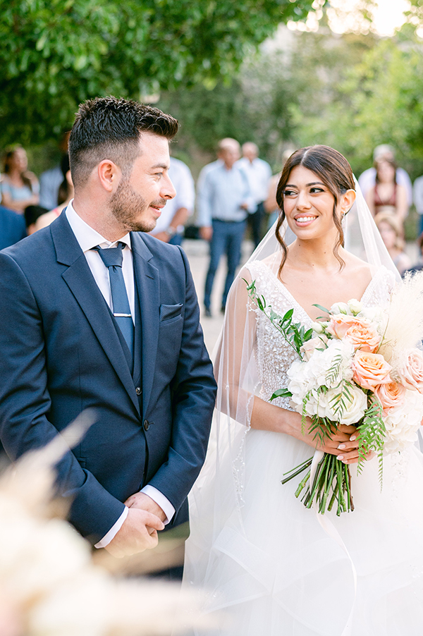 dreamy-summer-wedding-wine-museum-athens-romantic-details-pastel-shades_18x