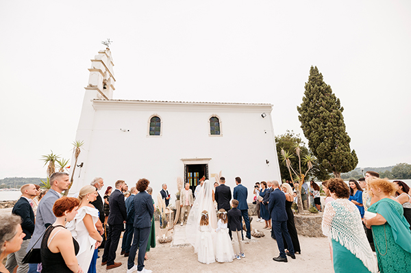 lovely-fall-wedding-corfu-bohemian-flair_16