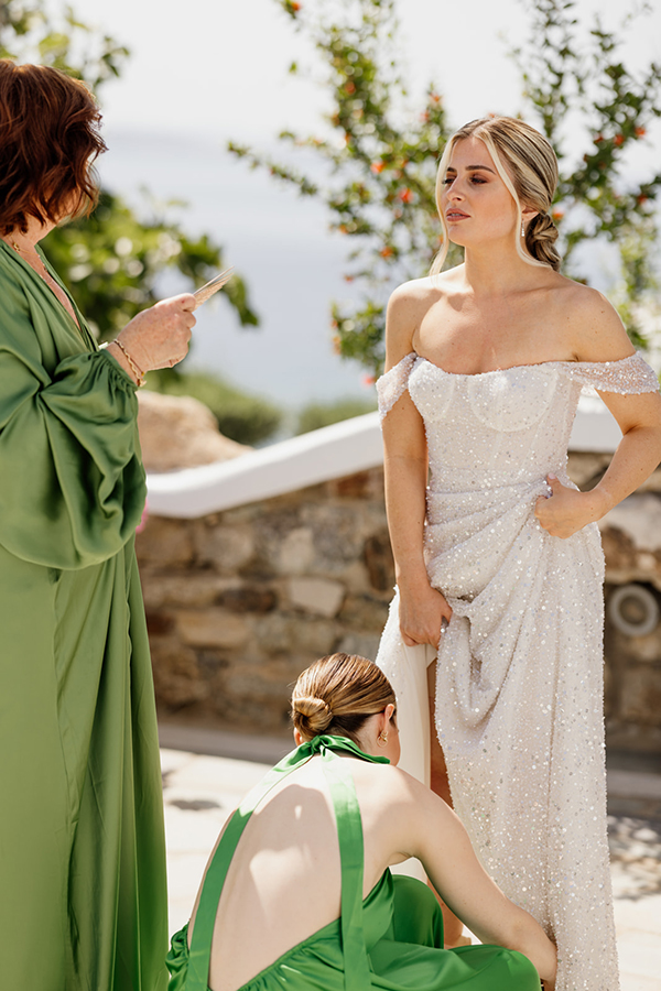 stunning-jewish-wedding-mykonos-pampas-grass_09