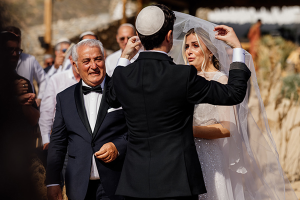 stunning-jewish-wedding-mykonos-pampas-grass_30