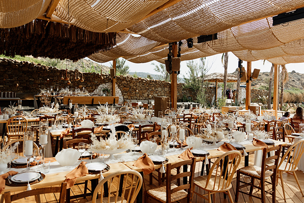 stunning-jewish-wedding-mykonos-pampas-grass_48