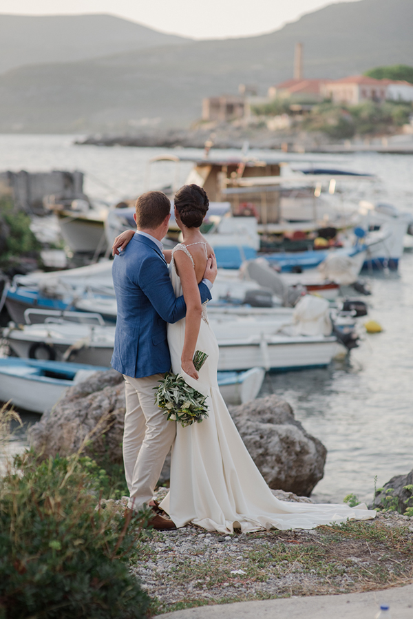 citrus-inspired-wedding-kardamyli-pretty-florals-olive-leaves_03x