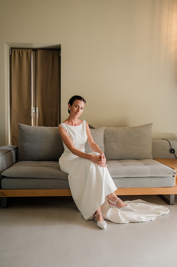 citrus-inspired-wedding-kardamyli-pretty-florals-olive-leaves_13