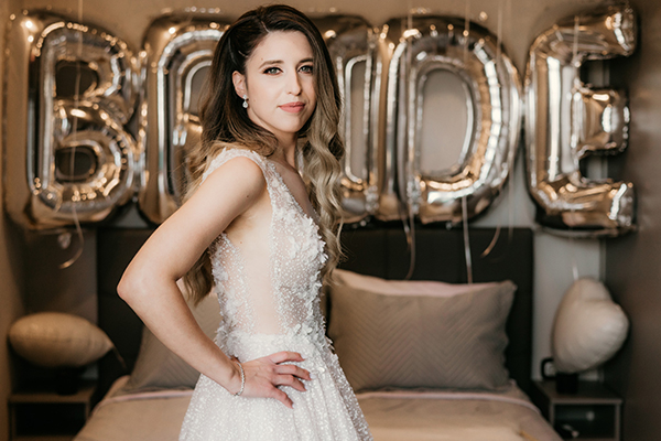 lovely-summer-wedding-euvoia-white-blooms-pampas-grass_09