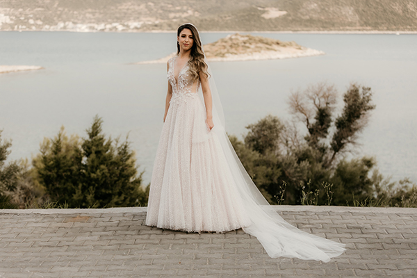 lovely-summer-wedding-euvoia-white-blooms-pampas-grass_16