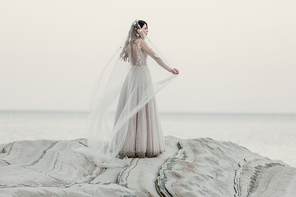 lovely-summer-wedding-euvoia-white-blooms-pampas-grass_29