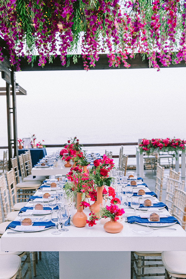 modern-summer-wedding-sifnos-bougainvillea-fuchsia-hues_56