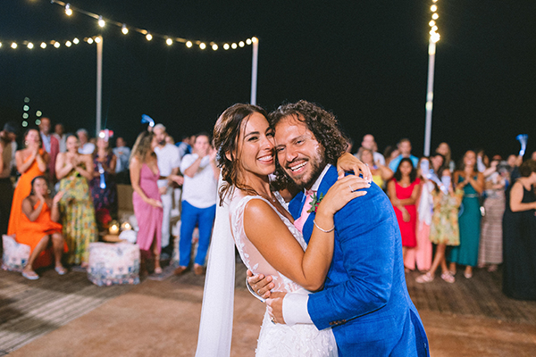 modern-summer-wedding-sifnos-bougainvillea-fuchsia-hues_72