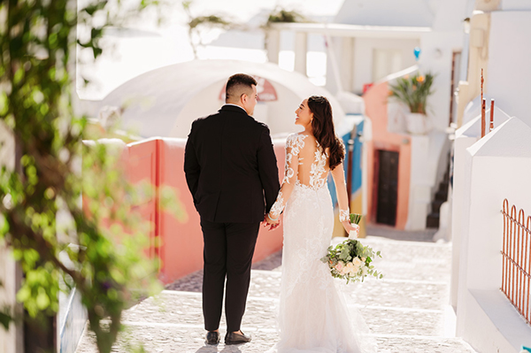 utterly-romantic-wedding-athina-luxury-suites-santorini_18