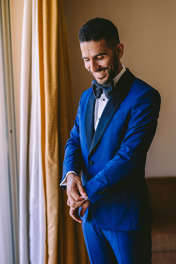 utterly-romantic-wedding-kalamata-lovely-white-florals-gold-touches_13