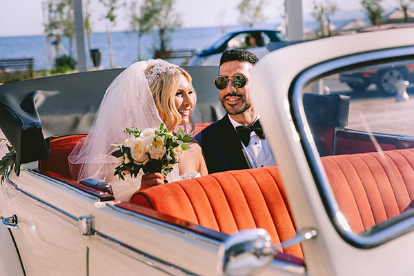 utterly-romantic-wedding-kalamata-lovely-white-florals-gold-touches_33