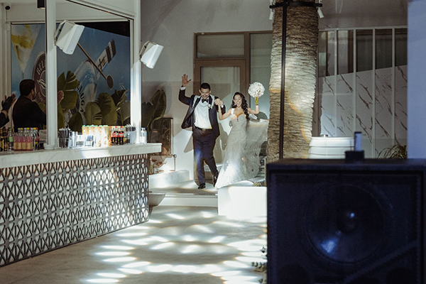 chic-summer-wedding-chania-romantic-peonies-hydrangeas_20