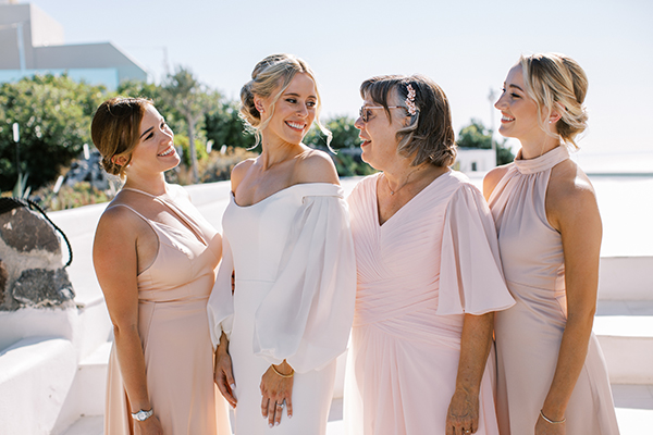 elegant-fall-wedding-santorini-gorgeous-white-orchids-roses_09