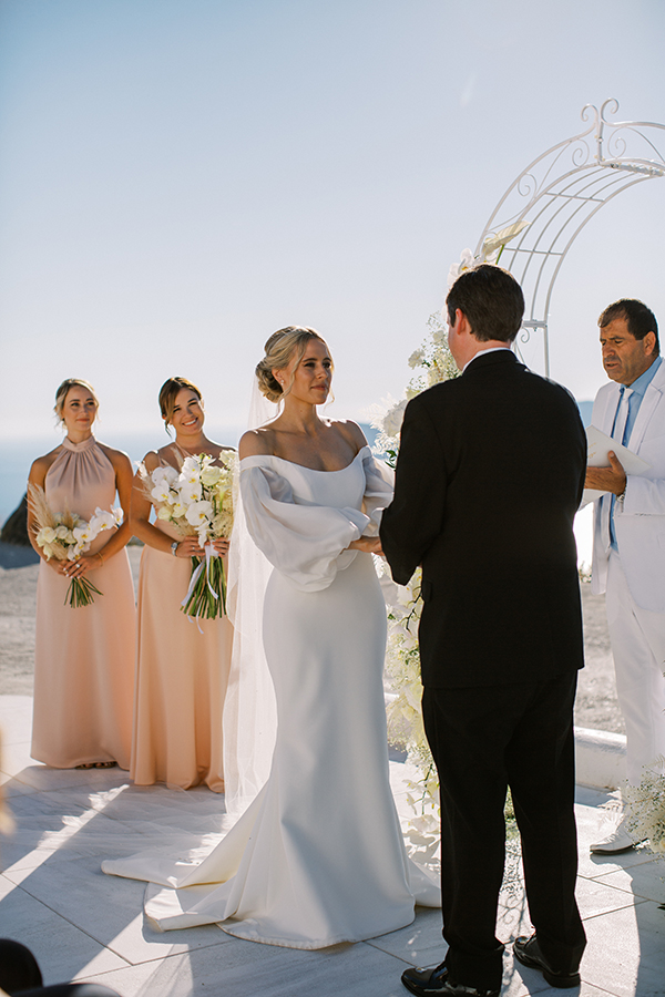 elegant-fall-wedding-santorini-gorgeous-white-orchids-roses_17