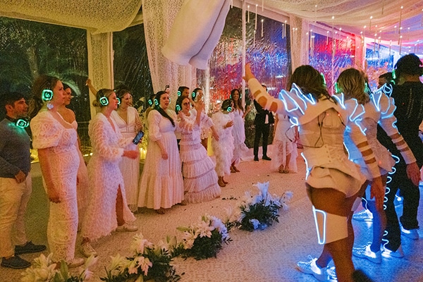 engage-23-the-belmond-experience-experience-most-spectacular-event_96