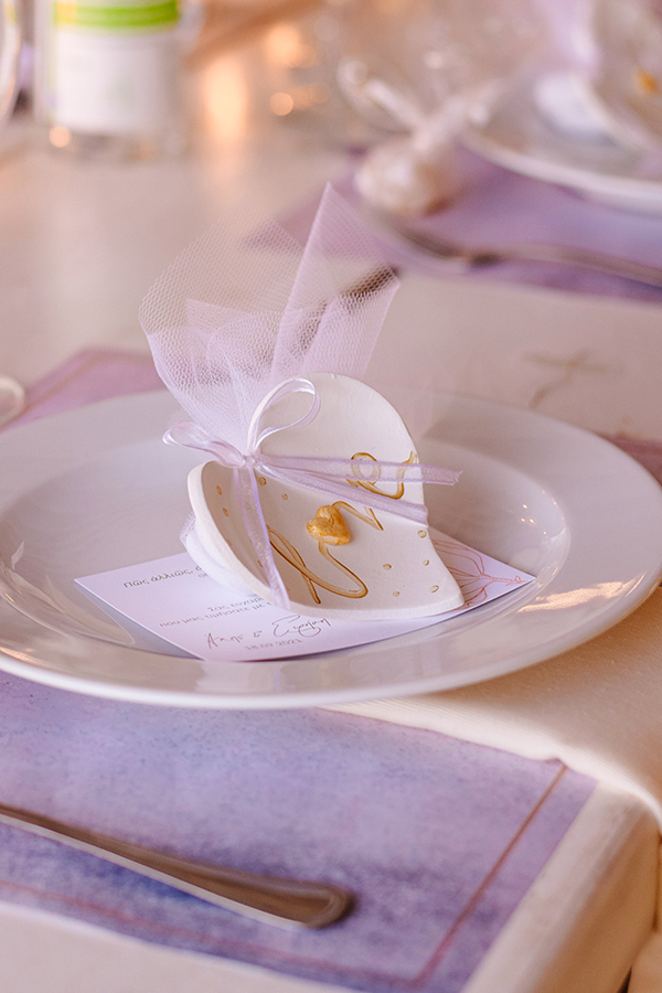 gorgeous-fall-wedding-galazia-akti-pretty-white-hyndrangeas_32