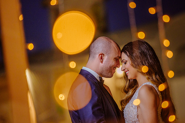 gorgeous-fall-wedding-galazia-akti-pretty-white-hyndrangeas_41