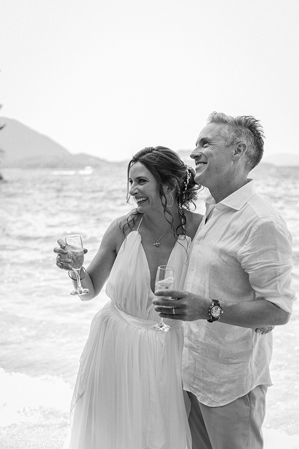 intimate-summer-wedding-meganisi-pampas-grass-olive-leaves_05