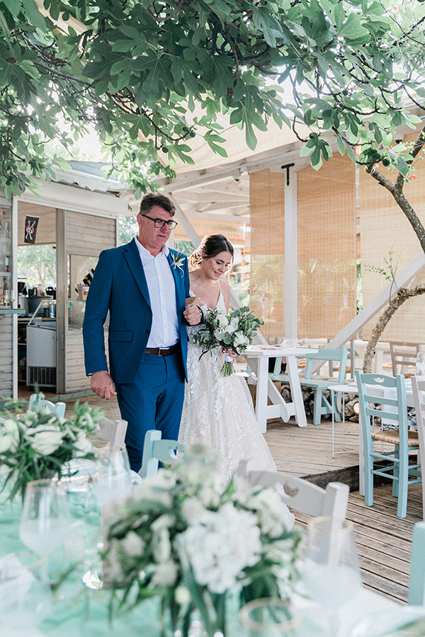 lovely-beach-wedding-breath-of-zorbas-lefkada-fresh-white-florals_22
