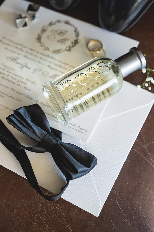 lovely-summer-wedding-wine-museum-athens-romantic-florals-soft-tones_07