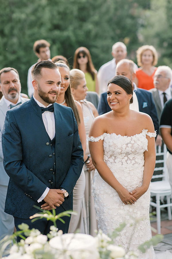 luxurious-summer-wedding-thessaloniki-impressive-floral-arrangments-white-shades_55