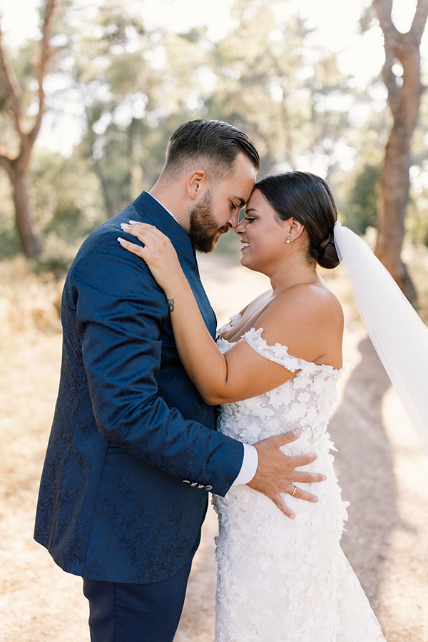 luxurious-summer-wedding-thessaloniki-impressive-floral-arrangments-white-shades_79
