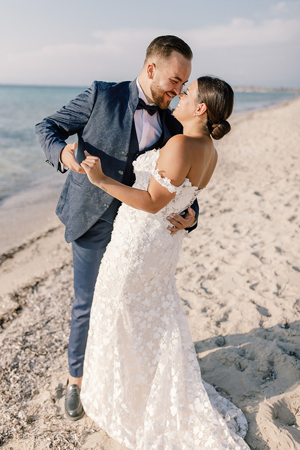 luxurious-summer-wedding-thessaloniki-impressive-floral-arrangments-white-shades_80