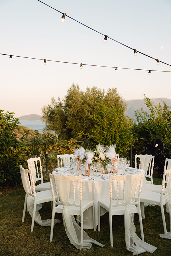 romantic-fall-wedding-kefalonia-eucalyptus-white-florals_20