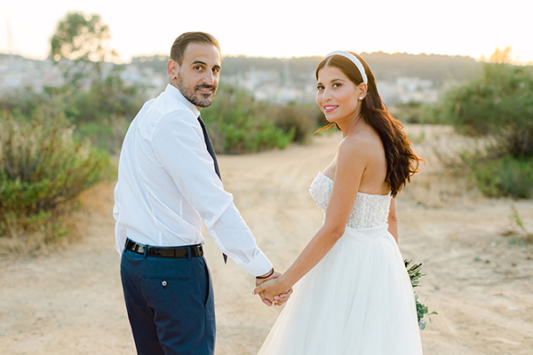 romantic-summer-wedding-kefalonia-white-blooms-rustic-flair_51