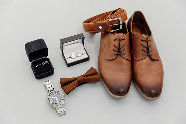 rustic-chic-wedding-santorini-romantic-snapshots-mesmerizing-backdrops_24