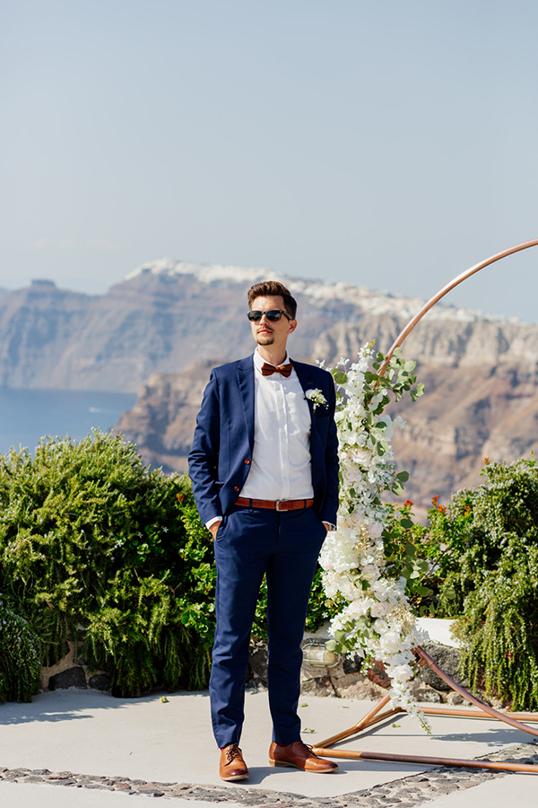 rustic-chic-wedding-santorini-romantic-snapshots-mesmerizing-backdrops_41