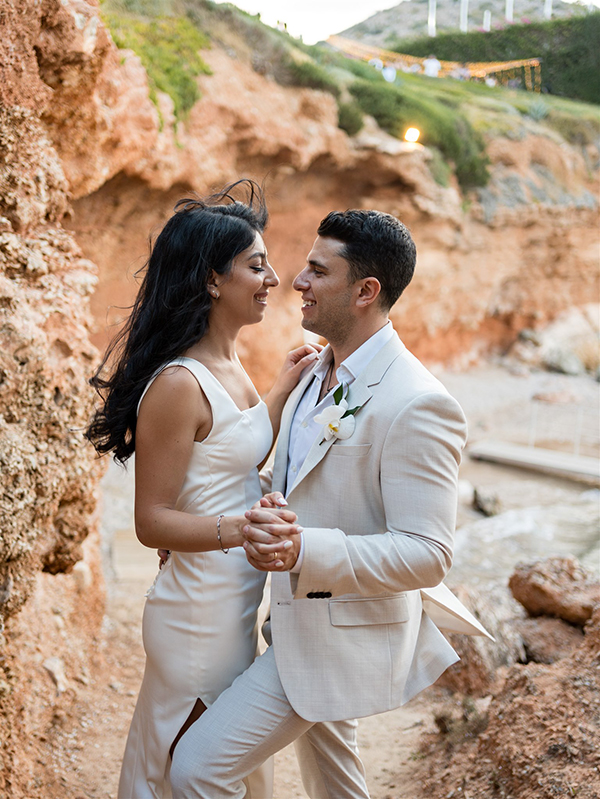 a-dreamy-summer-wedding-athens-gorgeous-florals-elegant-details_52