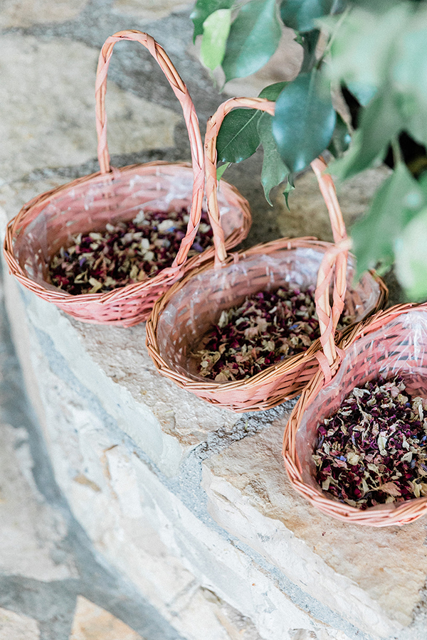 multi-cultural-summer-wedding-ithaca-exotic-florals_25