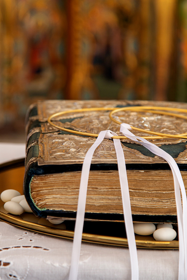 modern-summer-wedding-tinos-mexican-influences-colorful-flowers_21