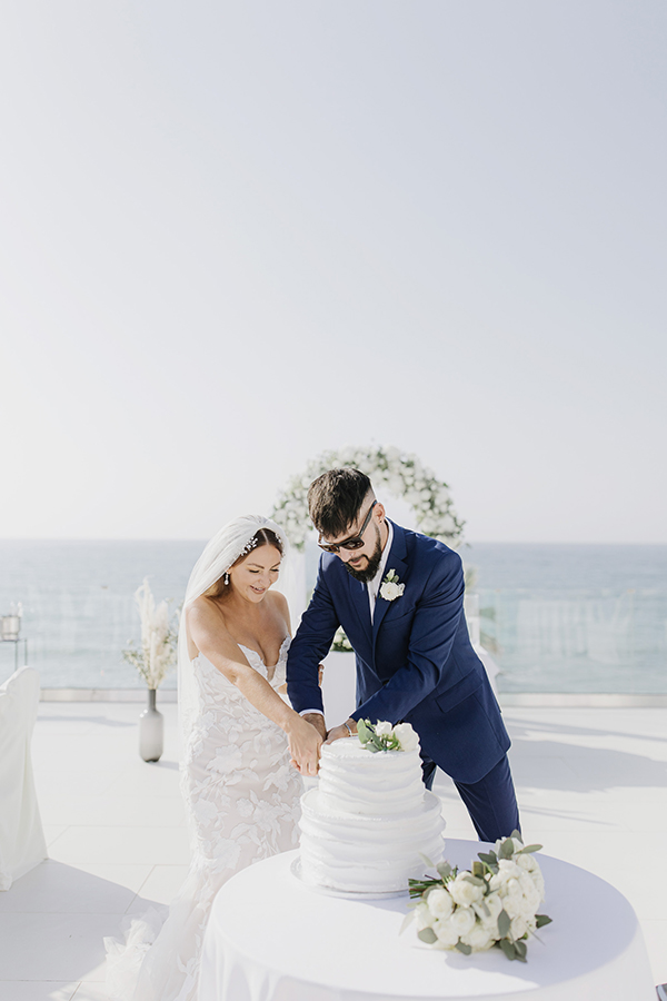 luxurious-destination-summer-wedding-white-peonies_26x