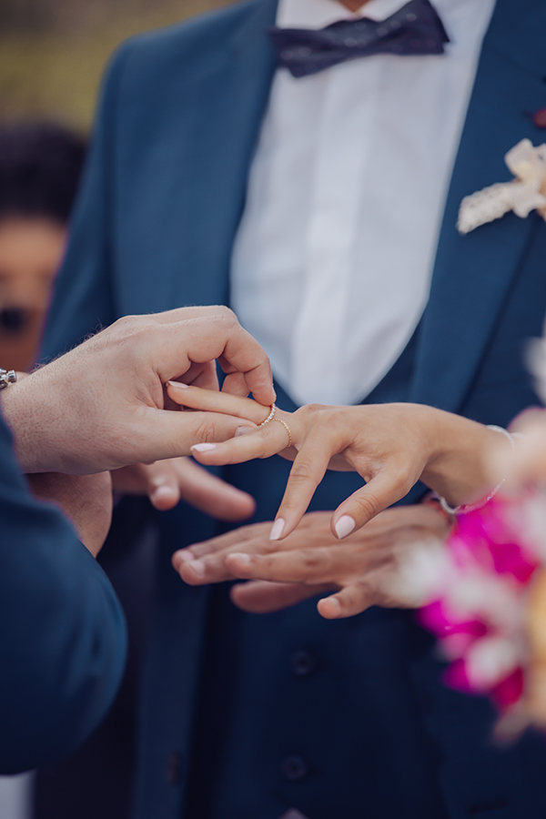 romantic-spring-wedding-athens-peach-hues_08