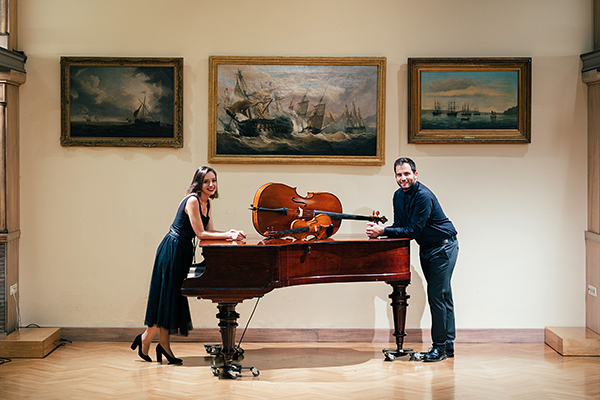 beautiful-instrumental-melodies-wedding-one-cello-n-a-half_01