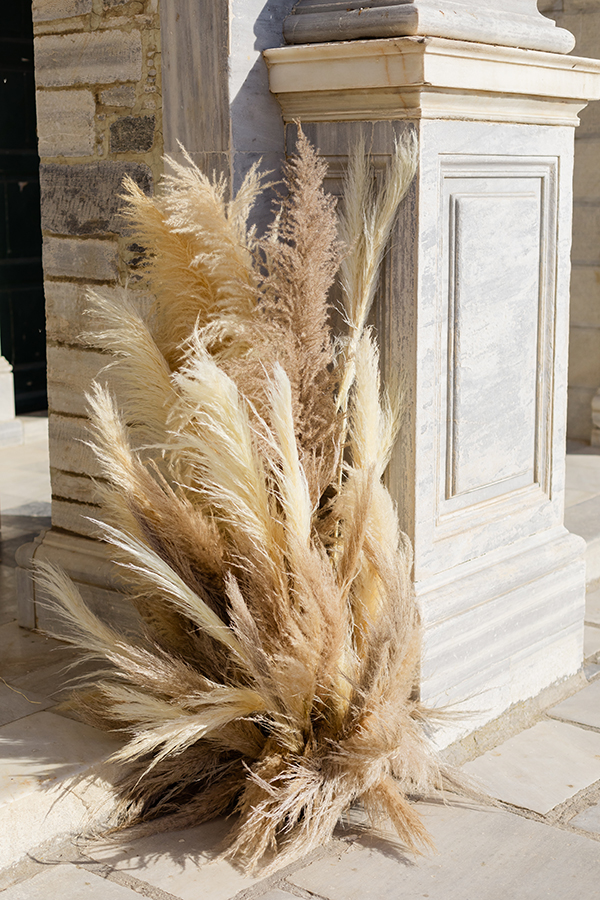 gorgeous-summer-wedding-tinos-bohemian-flair_10