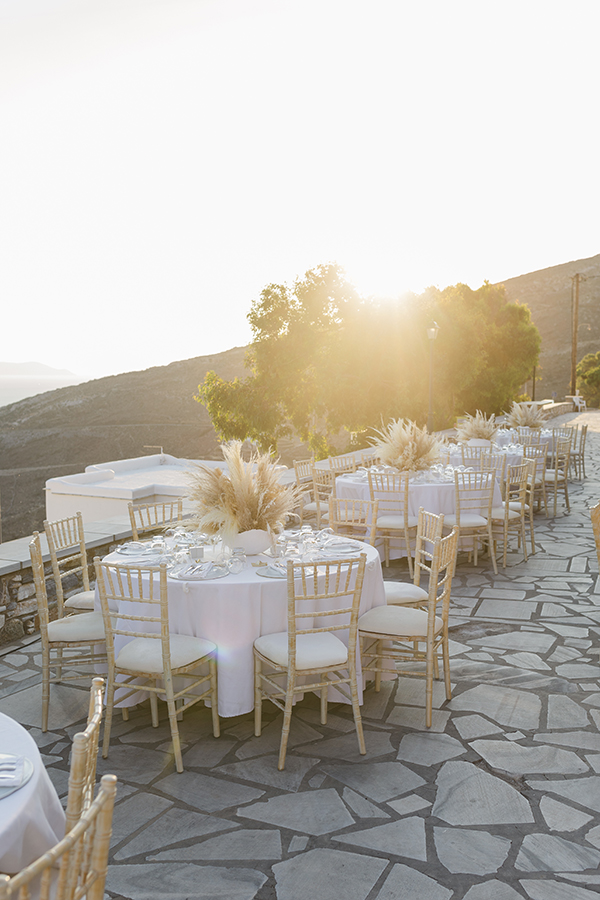 gorgeous-summer-wedding-tinos-bohemian-flair_20x