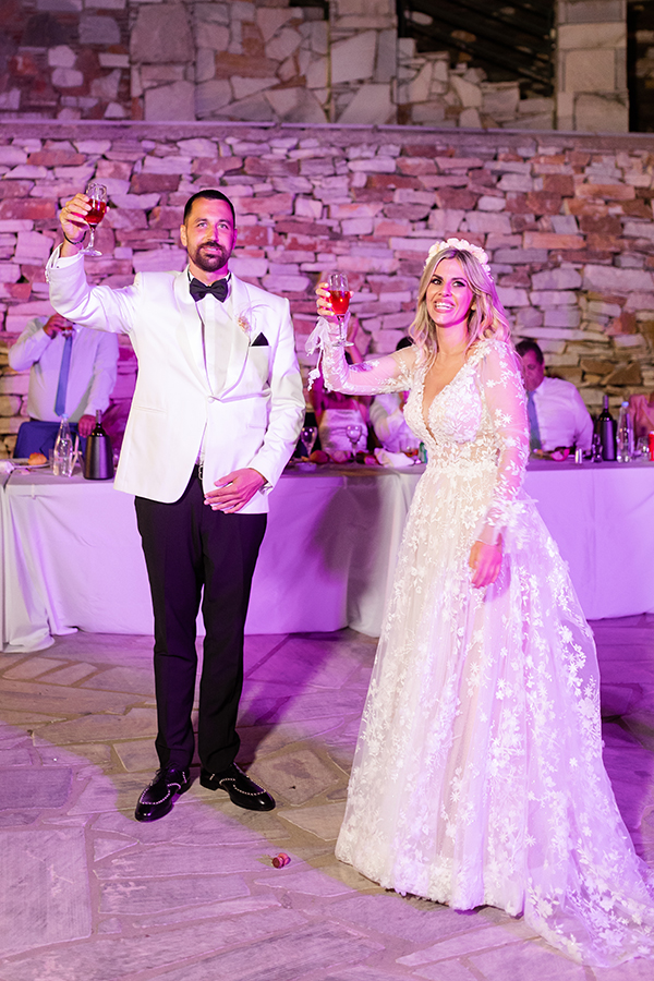 gorgeous-summer-wedding-tinos-bohemian-flair_24