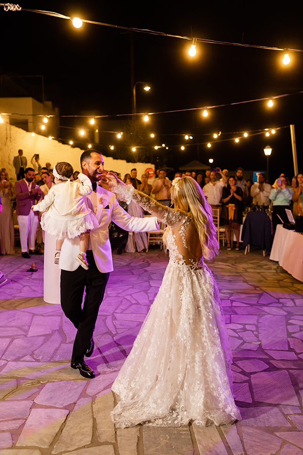 gorgeous-summer-wedding-tinos-bohemian-flair_25