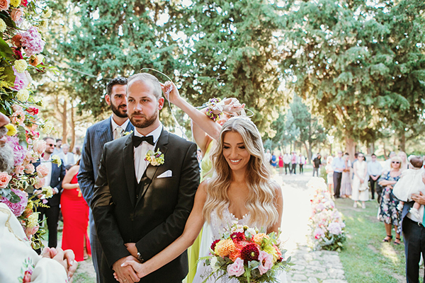 modern-fall-wedding-thessaloniki-colorful-flowers_10